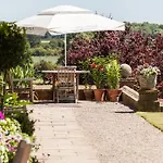 호텔 Goldsborough Hall 5*