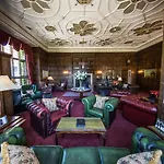 호텔 Goldsborough Hall 5*