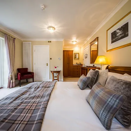 Отель Goldsborough Hall Нерсборо