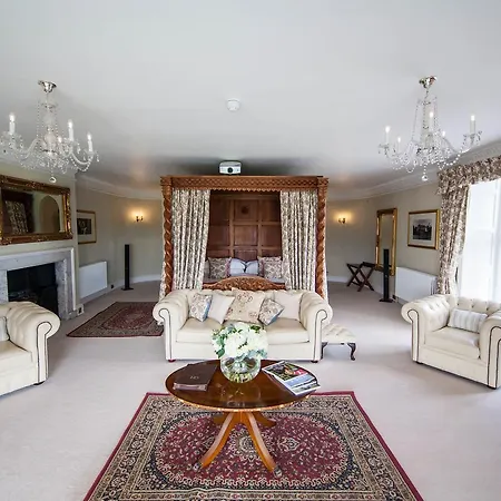 Goldsborough Hall Hotel 5*
