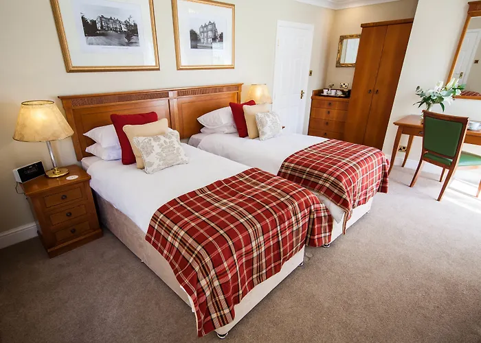 戈尔兹伯勒豪尔酒店 纳尔斯伯勒