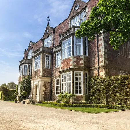 מלון Goldsborough Hall