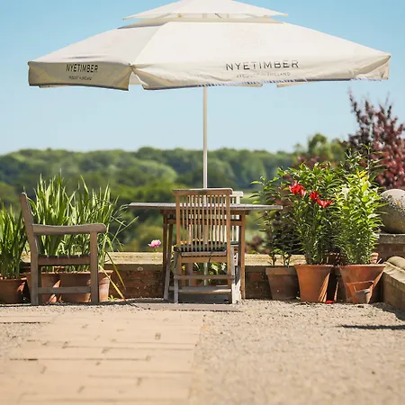 Goldsborough Hall ناريسبورو