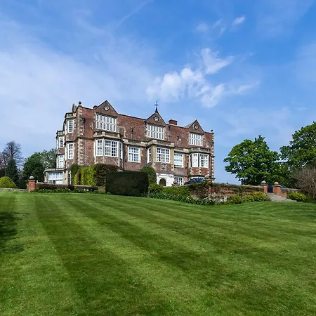 فندق Goldsborough Hall 5*