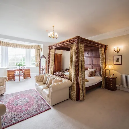 Goldsborough Hall 5*