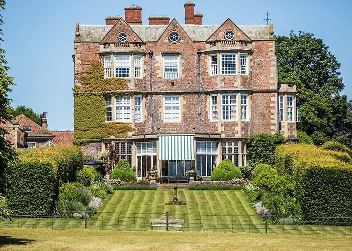 戈尔兹伯勒豪尔酒店 纳尔斯伯勒